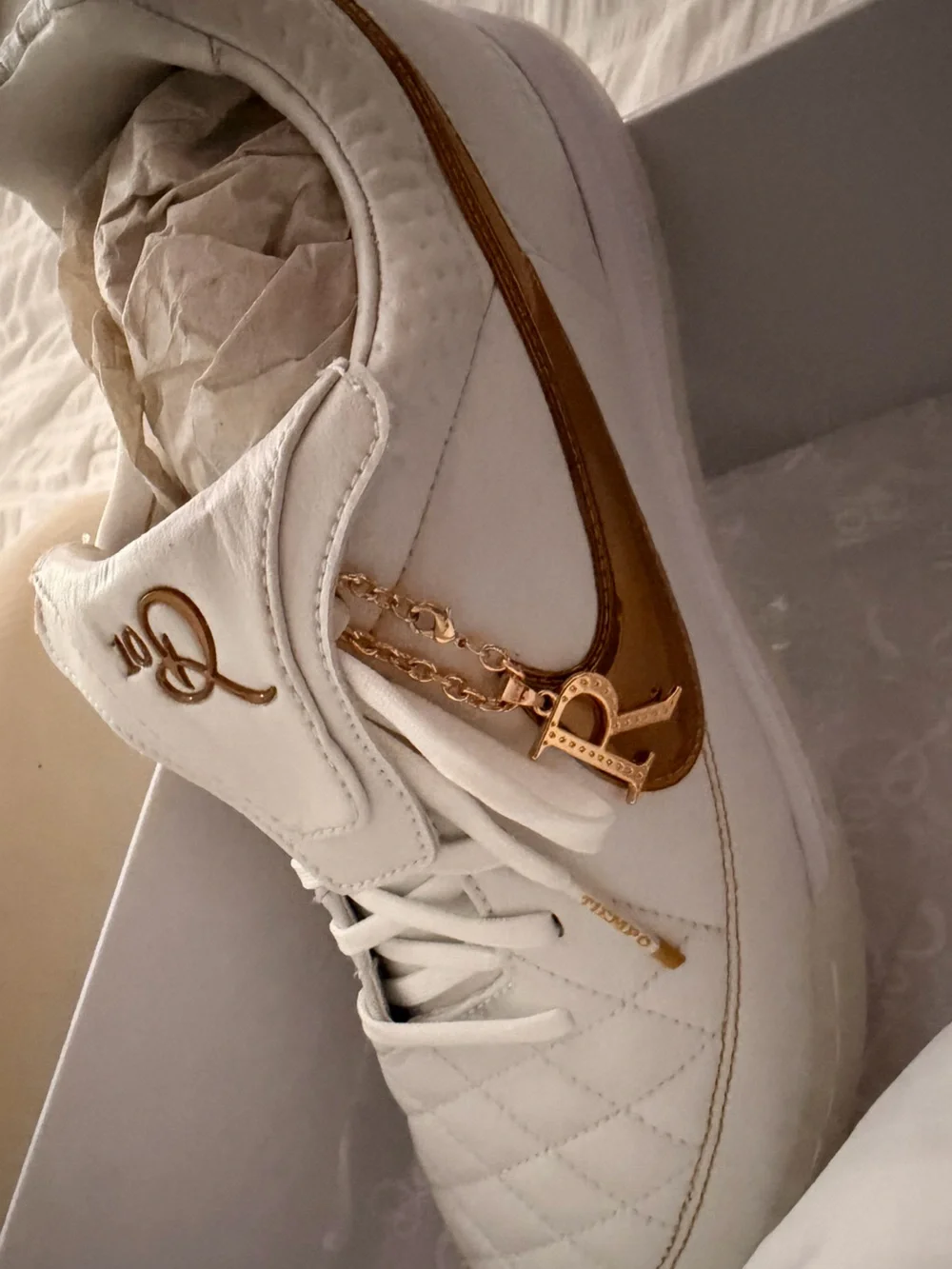 The Ronaldinho x Nike Tiempo Legend 'Touch of Gold' Indoor Shoes